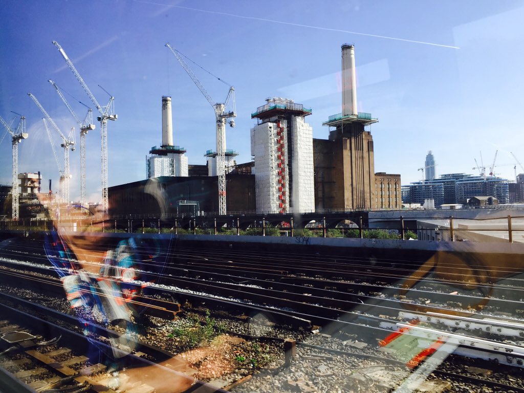 devcobuild's tweet photo. @duffyandco @duffyandco this was April 15, always changing.  #batterseapark https://t.co/8Rmw7W2tQr