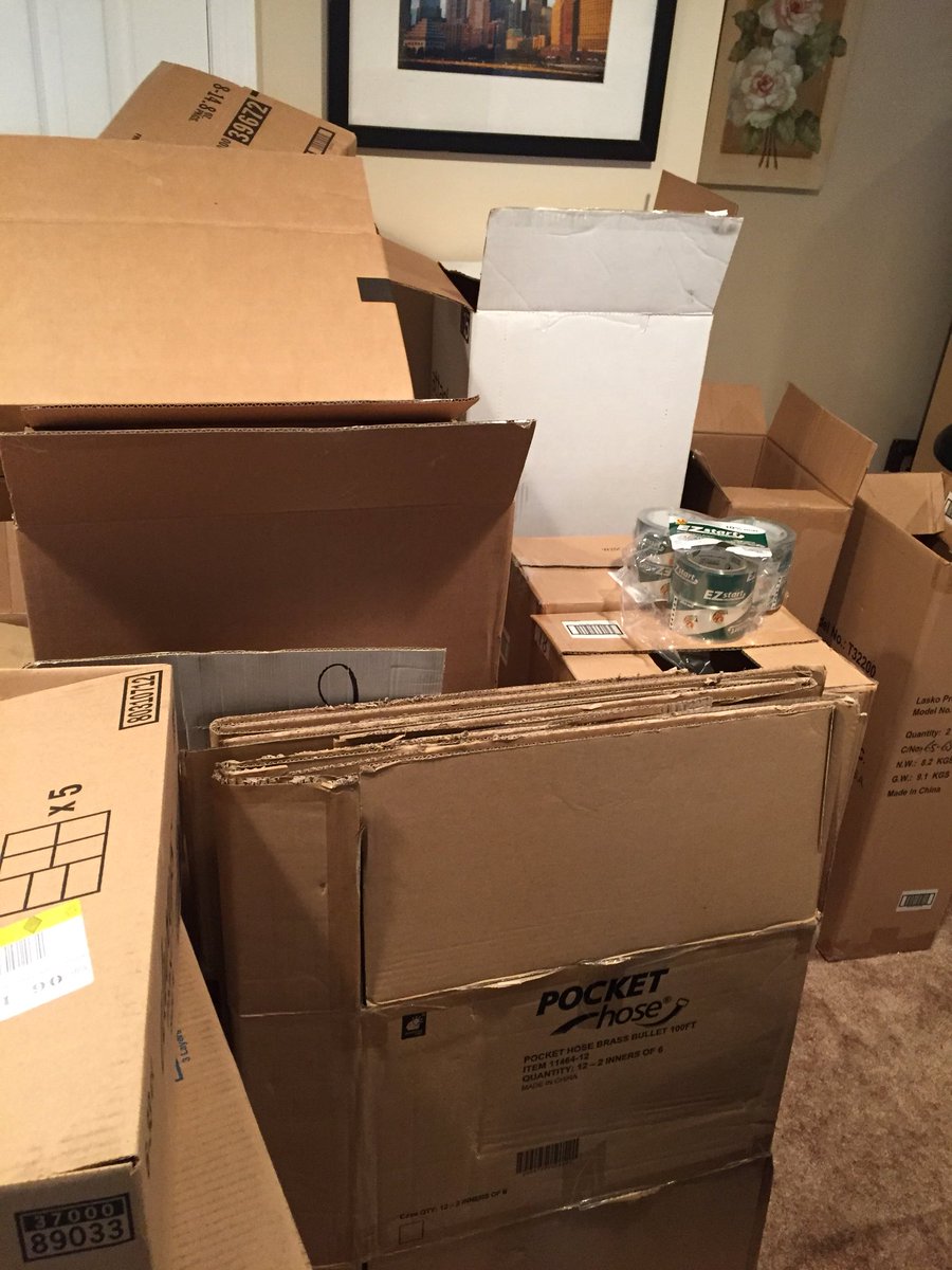 G792Mike's tweet image. Boxing it Up! 📦 #movingprocess