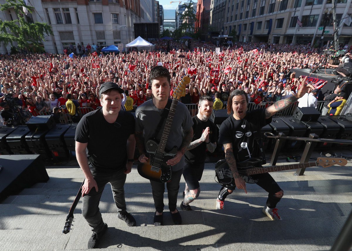 Fall Out Boy tweet media