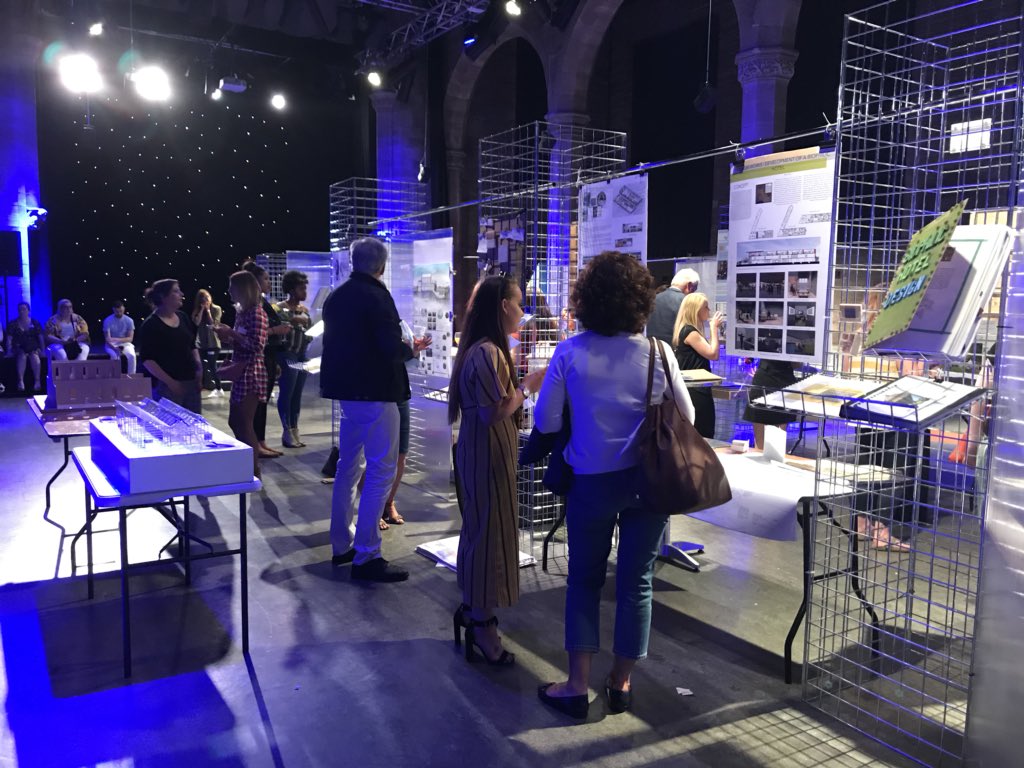 AlisonHamiltonP's tweet photo. Fantastic show this evening, well done HWU ID class of 2018, very proud of your achievements, great to meet your families &amp; friends, thanks to all those who helped with the clear up, much appreciated! Onwards to #graduation &amp; #freerange https://t.co/z8gfVKcD88