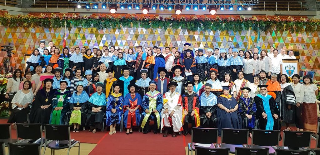 USTScience's tweet photo. Its a wrap! This ends Term 2 of AY 2017-2018. #GalingScience https://t.co/pd1fERwRaw