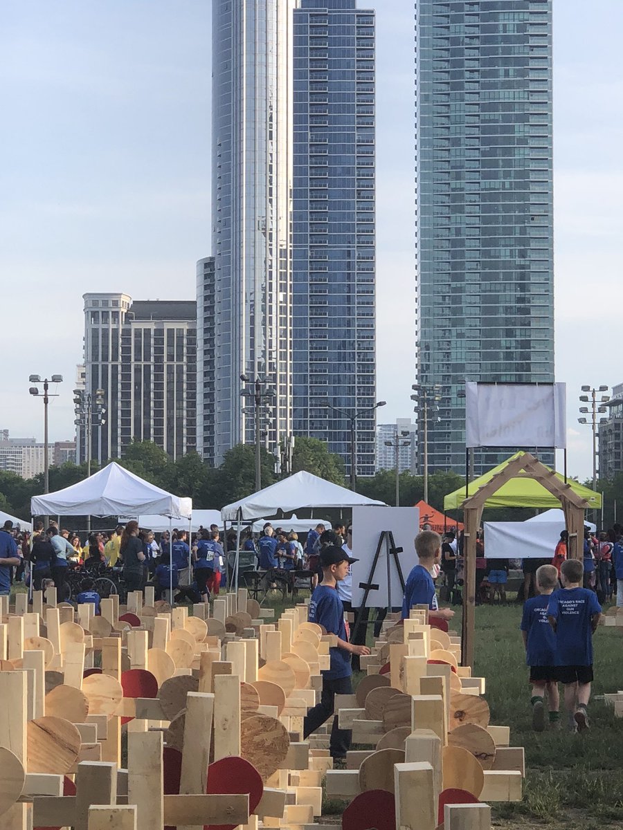 iGrowChi's tweet image. Beautiful, wealthy city-why are we burying our youth ?  #StridesforPeace #youthoverguns