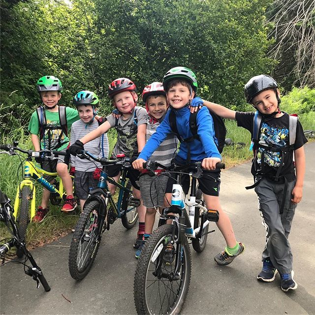 jeremylatham's tweet photo. Final night of @sprockids tonight in #campbellriver - we had an awesome crew and they improved so much! #kidsinthewoods #mountainbike #upisland #sprockids https://t.co/XOUXipQELm https://t.co/IWJR3YDpBi