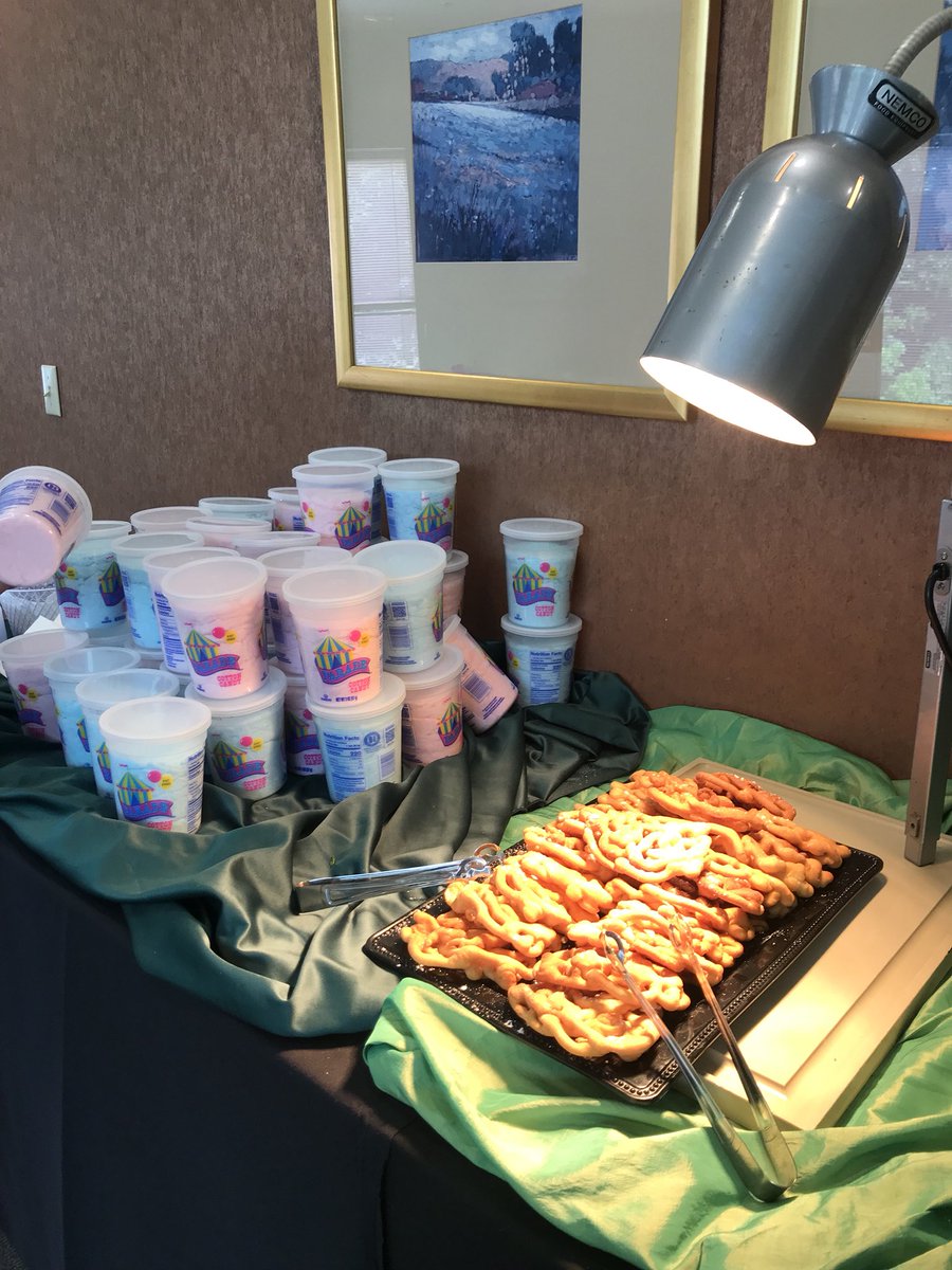 RevEverett's tweet photo. Today included: teaching with some really sharp early career theologians, funnel cake snack break; finishing a sermon for #nesassembly18 Lutherans; going to Churchill downs with said #publictheologians. Odd. Good, but odd. https://t.co/JDS5OUm7En
