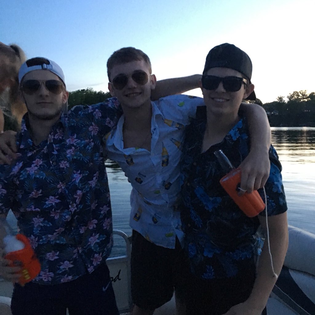 MatteoGodek's tweet photo. Happy birthday mehala!!! Love u brotha no matter how whipped u are 😉 @MeeshOhradka https://t.co/iPnOASn0fG