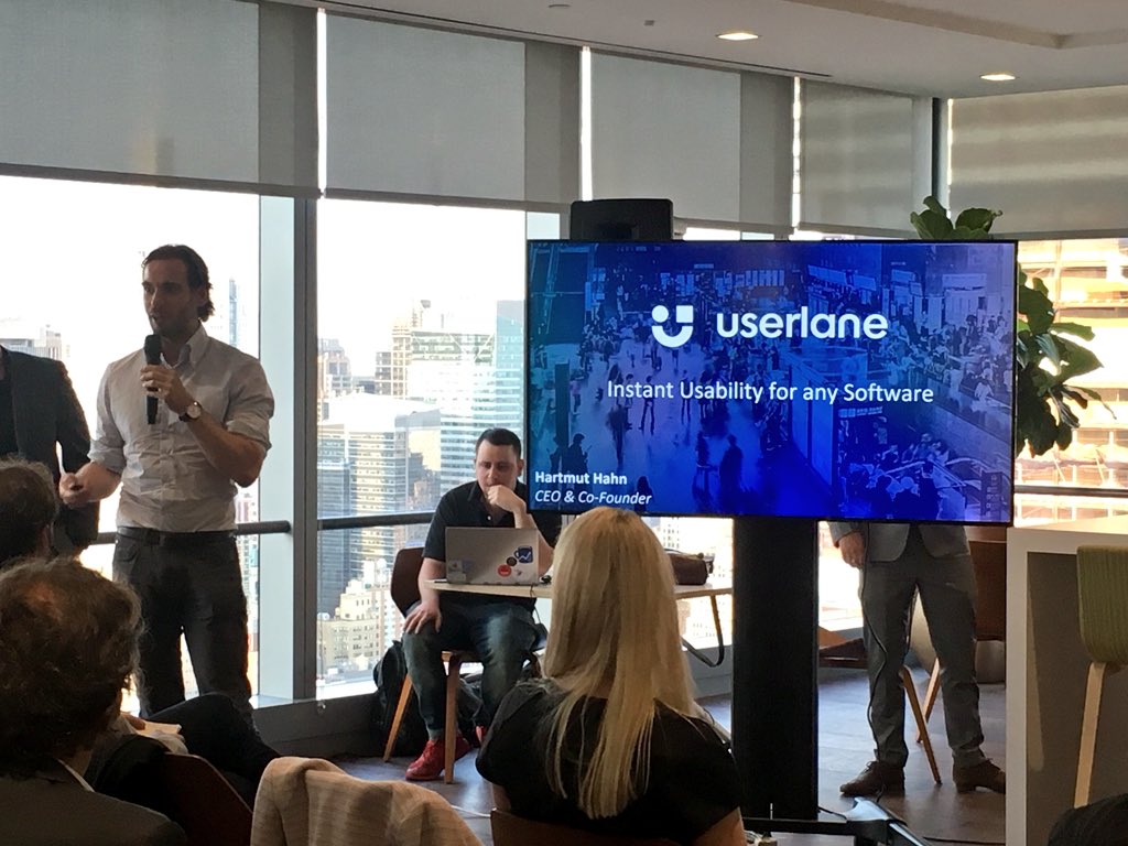 ventureoutny's tweet photo. Could not be more excited to have @UserlaneHQ kickoff the pitch night! #VentureOutGermany #STEPNYC #nextSTEP https://t.co/pboWyWvMYX