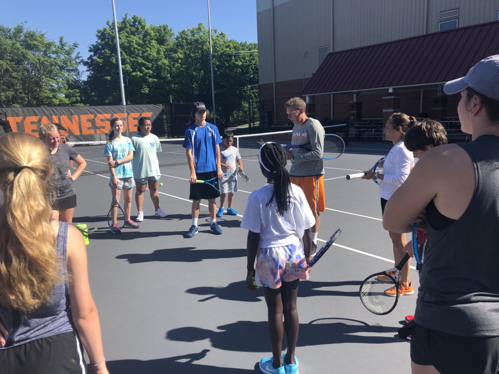 Vol_Tennis's tweet photo. Week 1 of UT Tennis Camp is in the books❗️
REGISTER NOW for week 2❗️
Numbers have doubled and only 5 spots remain❗️
🎾🍊🎾🍊🎾🍊🎾🍊🎾🍊🎾 https://t.co/LwJusS6y3v