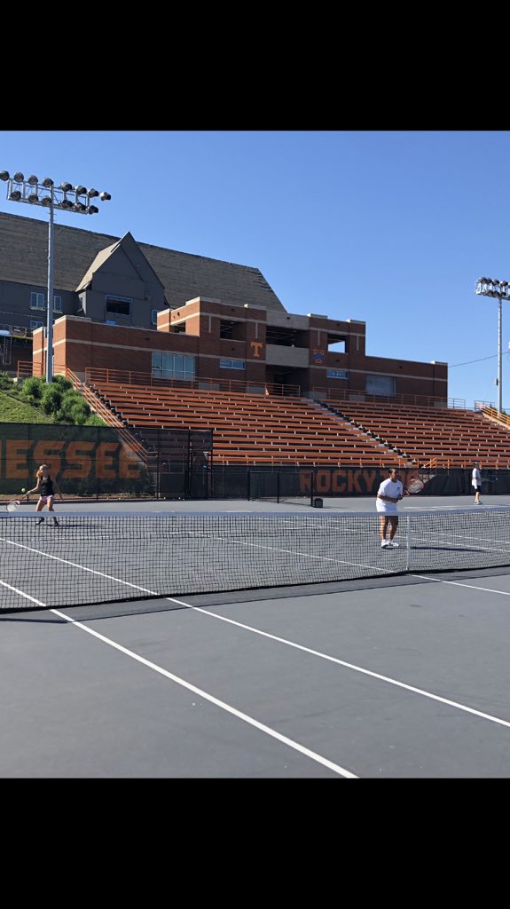 Vol_Tennis's tweet photo. Week 1 of UT Tennis Camp is in the books❗️
REGISTER NOW for week 2❗️
Numbers have doubled and only 5 spots remain❗️
🎾🍊🎾🍊🎾🍊🎾🍊🎾🍊🎾 https://t.co/LwJusS6y3v