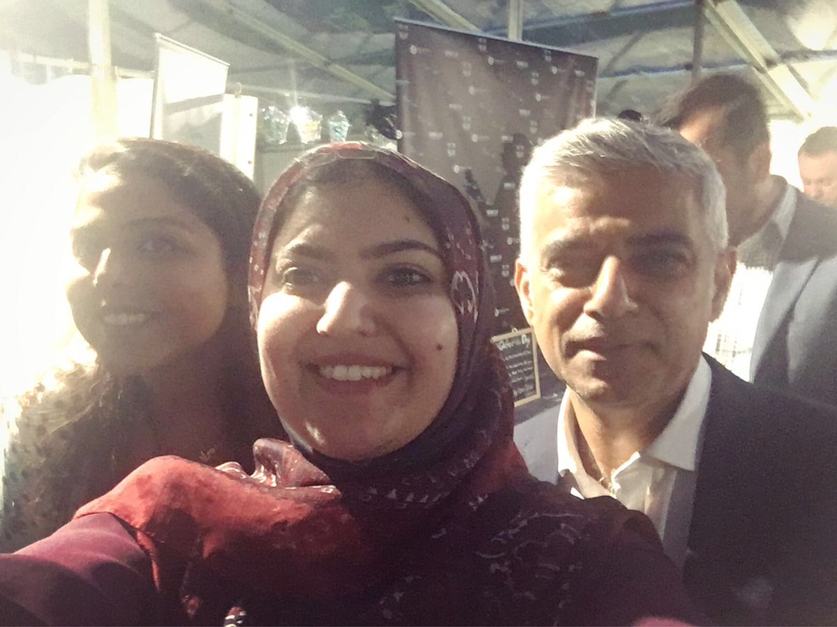 aleenakhan1's tweet photo. “Not even Smint!” - @SadiqKhan at @RamadanTent Open Iftar 😂❤️ #manlikesadiq #Khanage #LondonIsOpen https://t.co/BzChouDcgn