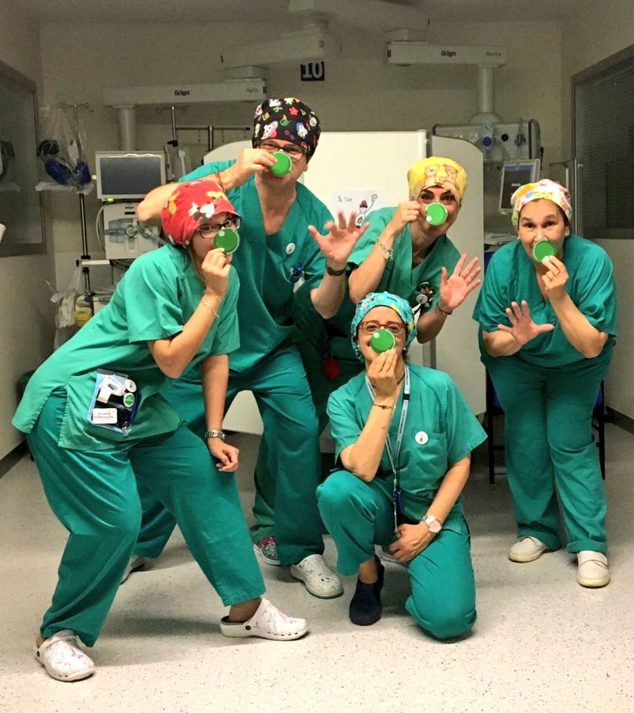 chuchencio's tweet photo. Seguimos trabajando en pro d la evidencia científica para ofrecer una mejor asistencia sanitaria a los pacientes 👉 sin perder d vista la humanización.
✅ Nuestro optimismo es necesario; parar el tiempo para reflexionar y volver a rescatar aspectos 'OBLIGATORIOS' en el día a día https://t.co/4t9DhEMVHy