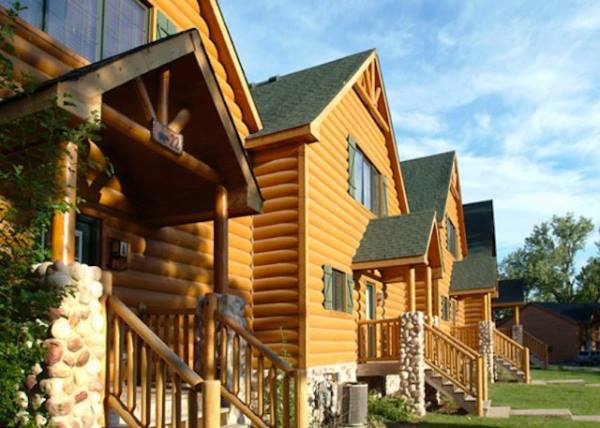 Grizzly Jack S Grand Bear Resort On Twitter It S A Deal Do You