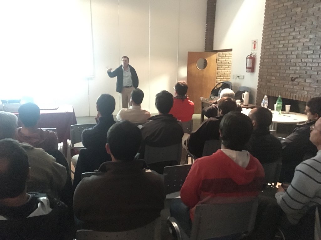 jamarsigliani's tweet photo. Bien por @RAIABA2016. Daniel Schon explicando los alcances del nuevo colegio #CAFBA junto con #CIANJ https://t.co/HkCvSG5HBc