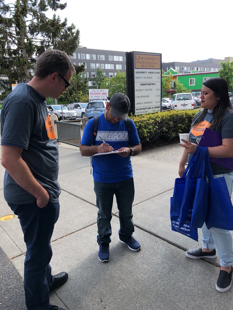 UDistrictLetsGo's tweet photo. #RideTransitDay we’re here till 7pm. 4115 University Way NE. ride transit 3X in June to win cool prizes including a chance to win a $100 ORCA transit card! https://t.co/BTbFU5g3A9 https://t.co/CgdZaTHXVI