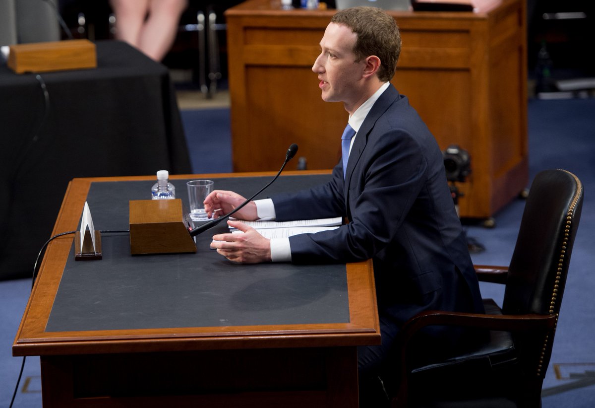 realizetoday's tweet image. Facebook Flub of the Day: #Software_Bug Made Millions of Users’ Private Posts Public dlvr.it/QWYm9W