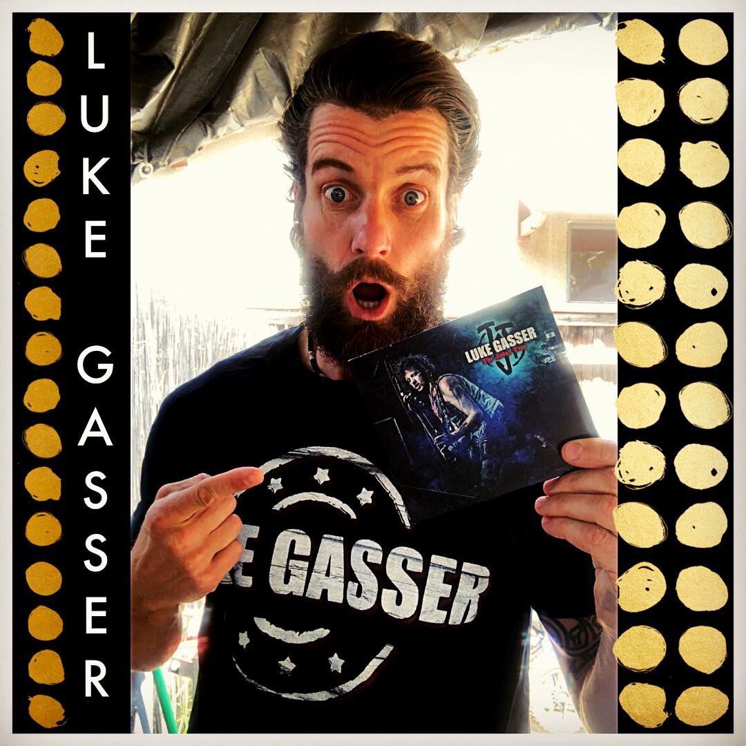 LukeGasser's tweet photo. When you’re working with an awesome director...only to find out he’s ALSO a kickass Rock’n’Roller!!! 👍🏼🙌🏼🙏🏼
Check out https://t.co/TlgutSjlF4
#lukegasser #thejudastree #newalbum #kickassdude #lifeisallaboutrhythm https://t.co/8baMjuEyOh