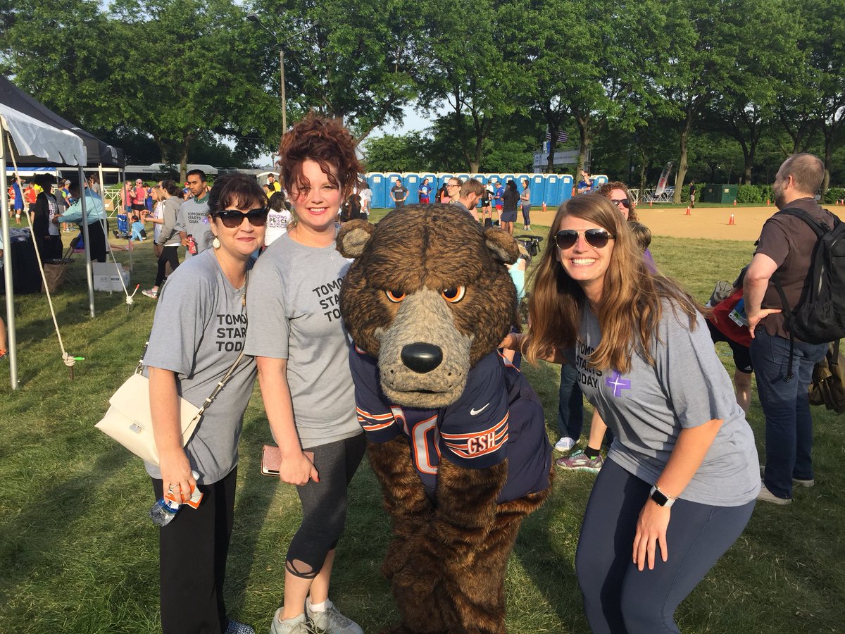 advocatehealth's tweet image. Team members across Advocate participated in the @StridesForPeace race in Chicago this evening with the goal of raising awareness about gun violence prevention. #StridesForPeace