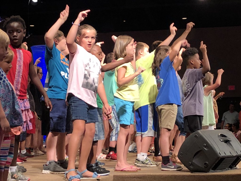 CBCDecatur's tweet image. AMPED UP @ central with Jeff slaughter!  Nothing can separate us from the love of God!