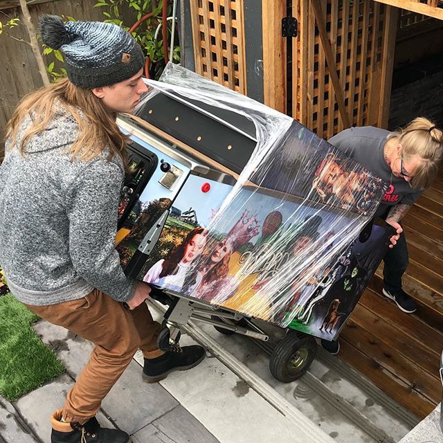JordanMelville's tweet photo. New pinball machine being delivered by @nitropinball. The arcade is starting to take shape! @jerseyjackpinball https://t.co/5AAOLKdoFV https://t.co/WHdO1jkkHv