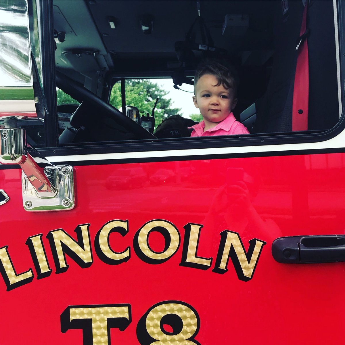 We went to thank the fire dept next to our house today. We credit their friendliness &trucks for the reason Rowan wasn’t scared to ride in the Children’s ambulance 2 weeks ago. Turning into a #t1warrior