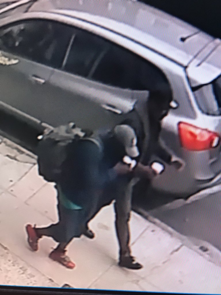 Ebart2016's tweet image. Package thieves! Lexington ave between westside and Mallory! Can’t see their faces but look out for those red shoes and backpack @JCPoliceDept @JC_Gov @StevenFulop