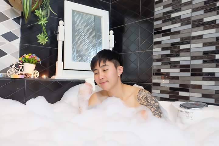 WinkPath's tweet image. เพี่มความสุขในการอาบน้ำด้วย
สบู่กลูต้าวิงค์ไวท์ อาบแล้วผิวขาวใส ลดสิวจุดดำหน้าไม่มันผิวไม่แห้ง