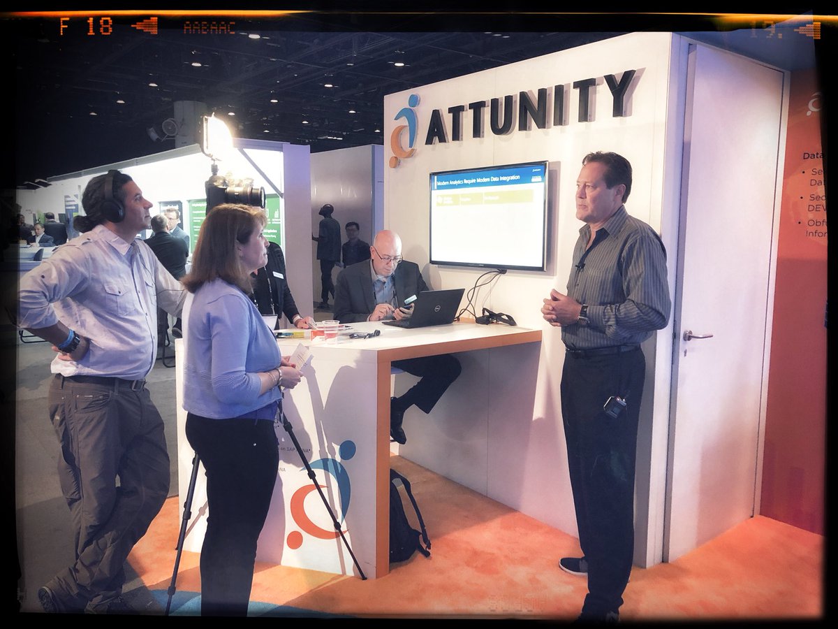 hayestech01's tweet image. Capturing @goldclient #Customer Testimonials at @SAPPHIRENOW. @attunity great show #SAP #SAPPHIRE2018
