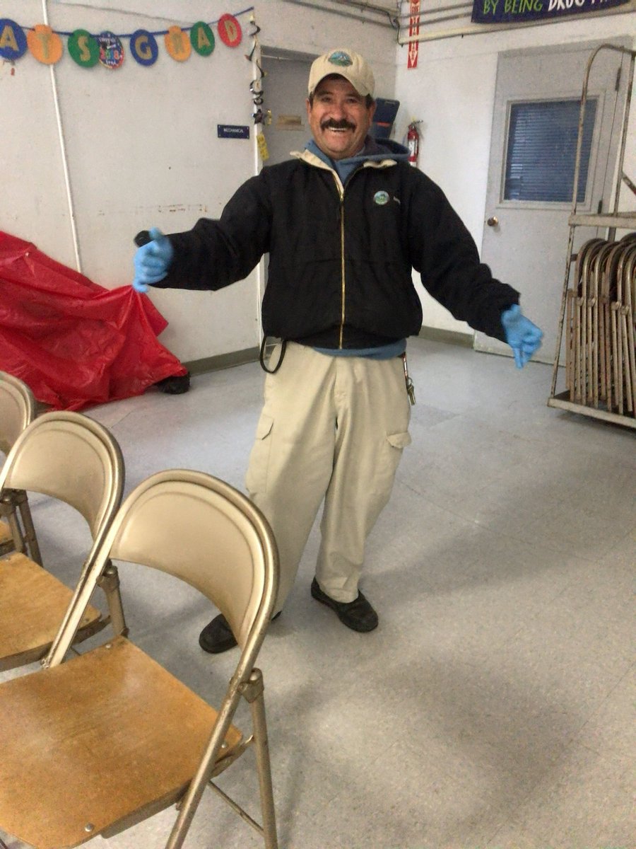 Jaime Calderon (@jaimewcalderon) on Twitter photo Bidding farewell and a happy retirement to Mr. Filemón Ponce. <a href="/SanVi_SUSD/">San Vicente School</a> #SUSDLearns <a href="/SoledadEdServ/">Soledad Unified School District</a> Bidding farewell and a happy retirement to Mr. Filemón Ponce. <a href="/SanVi_SUSD/">San Vicente School</a> #SUSDLearns <a href="/SoledadEdServ/">Soledad Unified School District</a>