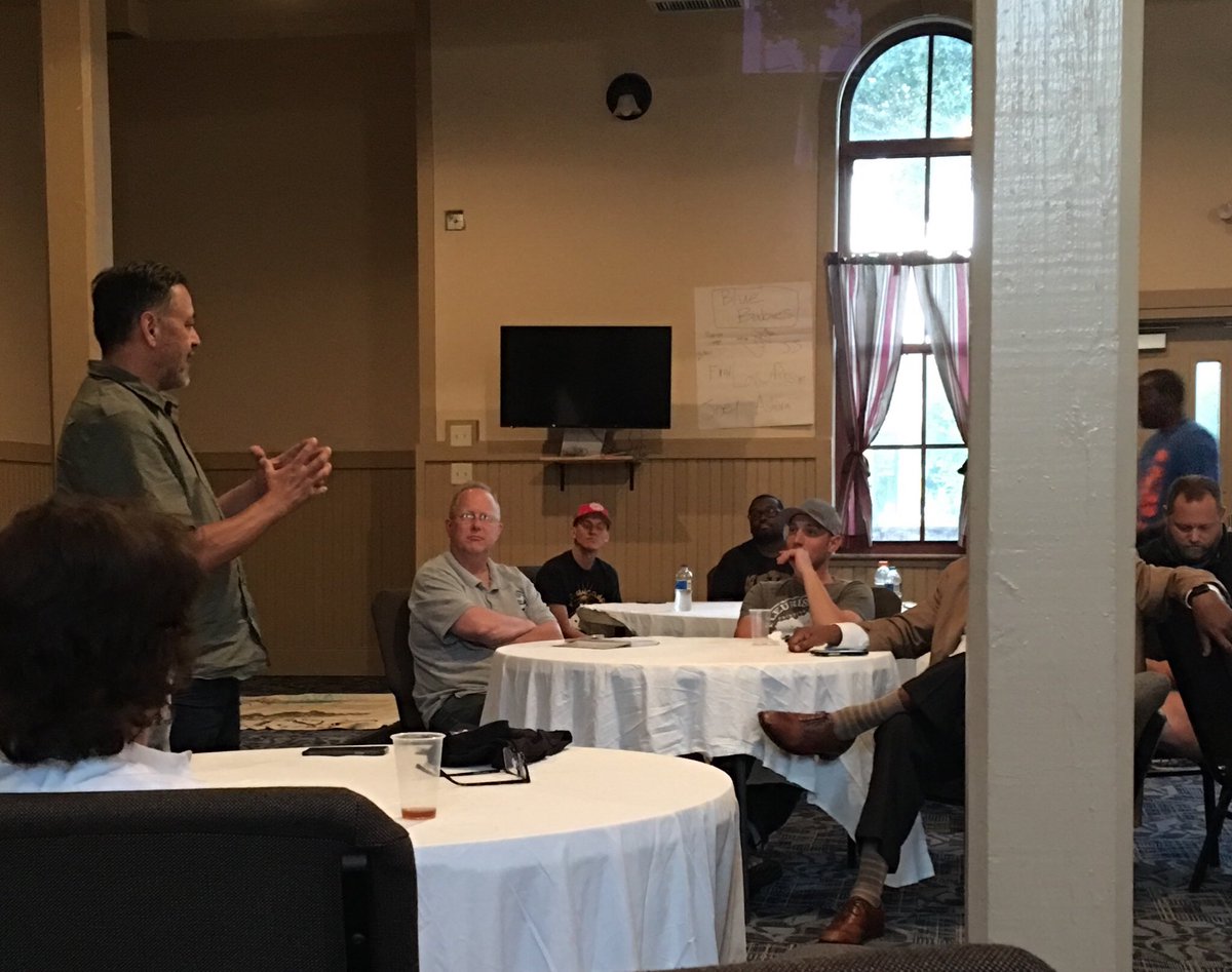 Delighted to spend the evening with Noel Castellanos at Castle Rock/Urban Impact and discuss the heart of God in Christ.