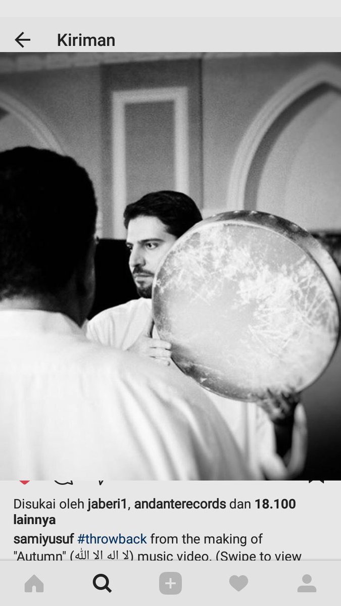 FitriyaniYusbar's tweet photo. @SamiYusuf I saw this same scene 15 years ago on Al Muallim mv,  OMG 15 years!!! Please @greedforilm bring him back on your podcast 😄👍 https://t.co/1bGSMutA3b