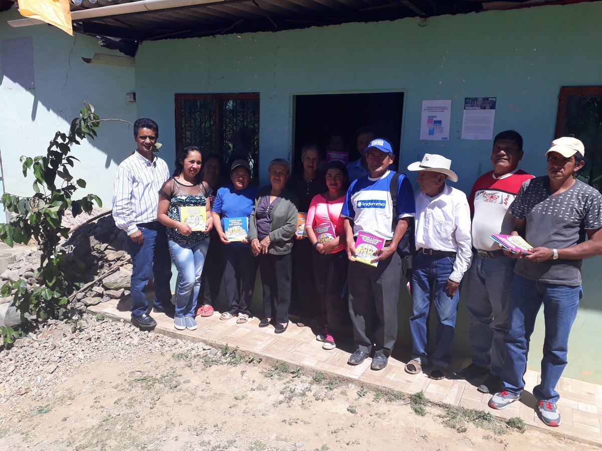 afaustom's tweet photo. 07-06-2018:En #Cangonama #Paltas, muy satisfactorio el proceso. #ProgramaEducacionFinanciera  gracias por la participación; el trabajo articulado fortalece las habilidades y destrezas de los beneficiarios @GabrielVacacela @encafili @LojaPropone #PlanDesarrolloProvincial #Loja https://t.co/yabAOx3dPZ