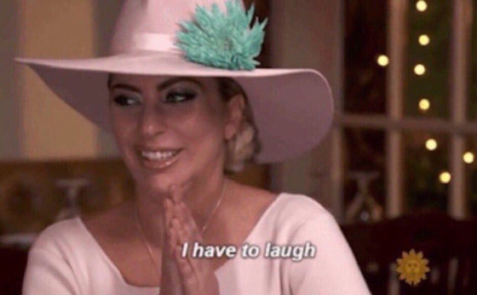 Mandeeluvsu's tweet image. They really are going to just walk Eureka right to the crown while she serves that same tired wig &amp;amp; ugly cry every week huh?...
#DragRace #IssaSetUp