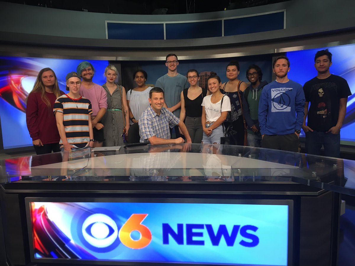 RobertsonSchool's tweet photo. Some of our journalism and PR students visited @CBS6 earlier today to learn from the pros. Thanks to Director of Interactive Media @Scott_Wise for showing them the station's digital desk and giving them a tour of the studio. #vcumasc203 https://t.co/Y7FUxOKevp