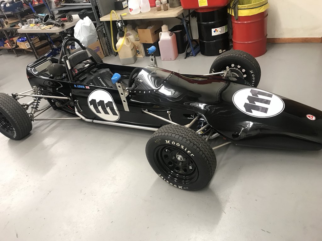 jdouglas4's tweet photo. Pretty pumped up about the @SVRATech Brickyard Invitational @IMS next weekend - June 14 - 17! Thanks to @alfoam - I’m going dust off my helmet, strap in and drive this gorgeous Caldwell FF! Don’t miss this awesome event! Paddock is open to all! https://t.co/jtaTvL20v3