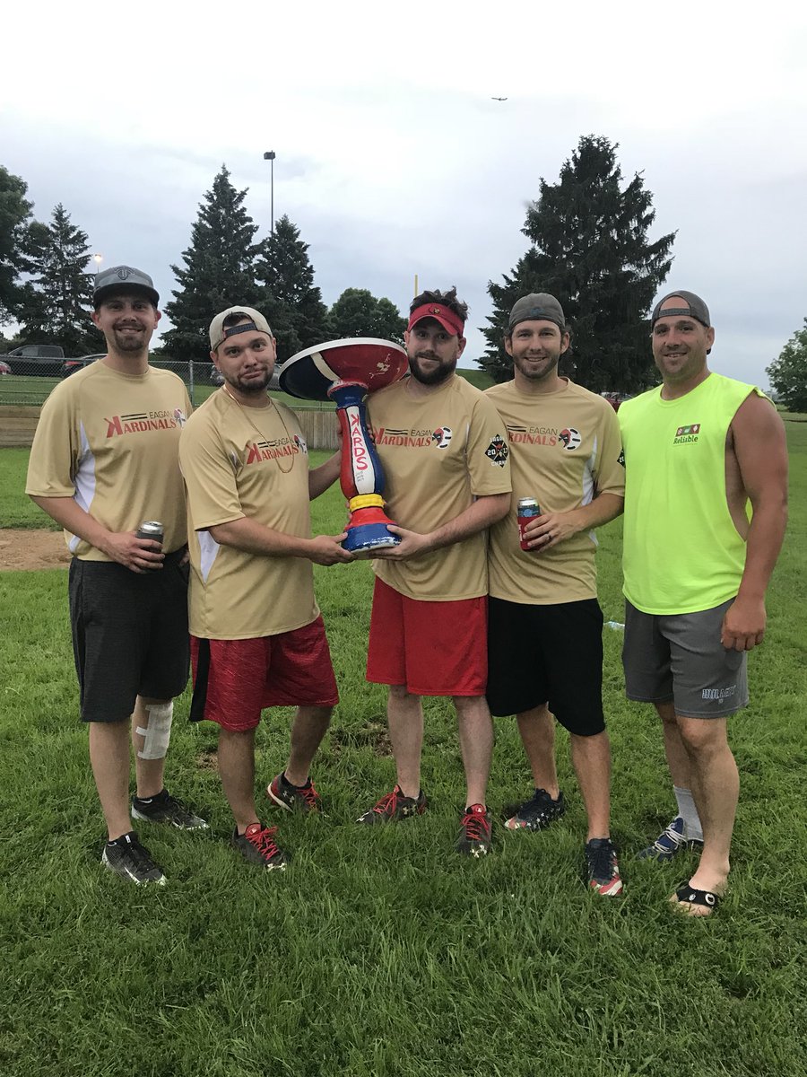 HrlKardinals's tweet photo. @HrlKardinals defeat the @HRLBlueJays in a highly contested wiffle match to take the #BirdBrawl We couldn’t NOT be more happy about it. #BattleForTheBath #Mickeys40oz #BirdBath #wiffleball #DontGetStuckOnSecondOrYouDrink https://t.co/XUzS8jIDEO