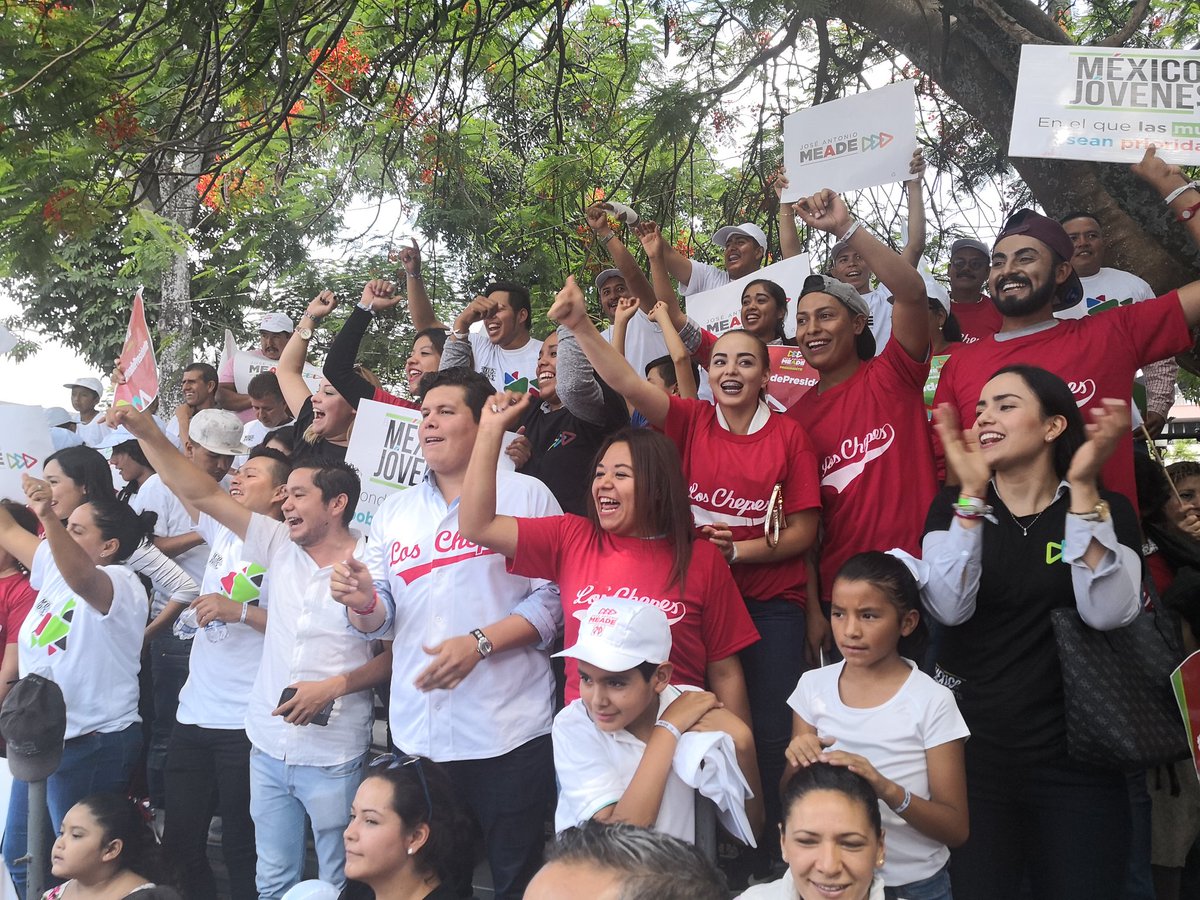 LosChepes18's tweet photo. ¡Desde #Zamora, los jóvenes gritamos que vamos por un #MéxicoChigón con @JoseAMeadeK! ¡Vamos a ganar! #ChepesConMeade #MeadePresidente https://t.co/W1WWL0WQkt