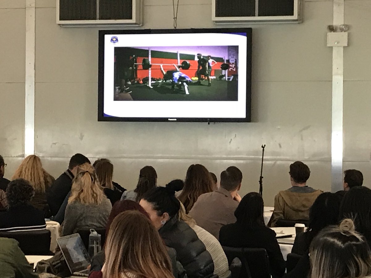 CFishpool's tweet image. @sarahandrews012 sharing her leadership around #walkthetalk #strengthbasedlearning passion and persistence to smash out her bench press goals #PanaConf18