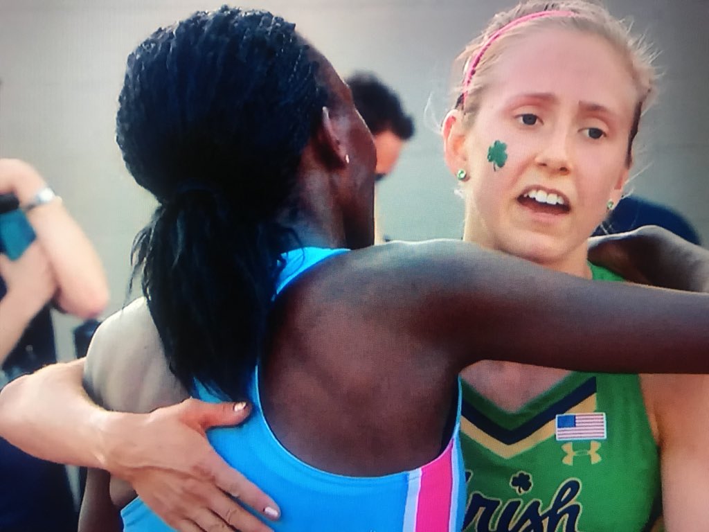 cavemensports's tweet image. Mishawaka is so proud of Notre Dame’s Anna Rohrer!  A 6th place finish in the NCAA 10,000 Meter run.   She breaks the meet record along with champ Sharon Lokedi from Kansas and 4 others.   @IHSAA1 @annarohrer97 @coachkov @SCMSchools @mishawakaGtrack #MishawakaWay #GoAnnaGo