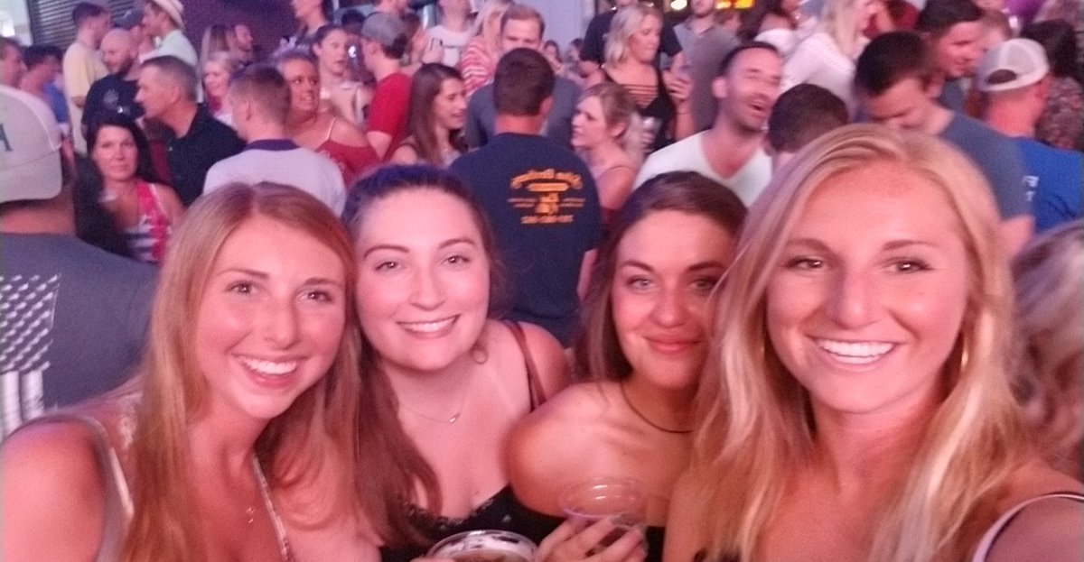 LindseyLy's tweet photo. #HCNKC https://t.co/1UAsWzpKKv
