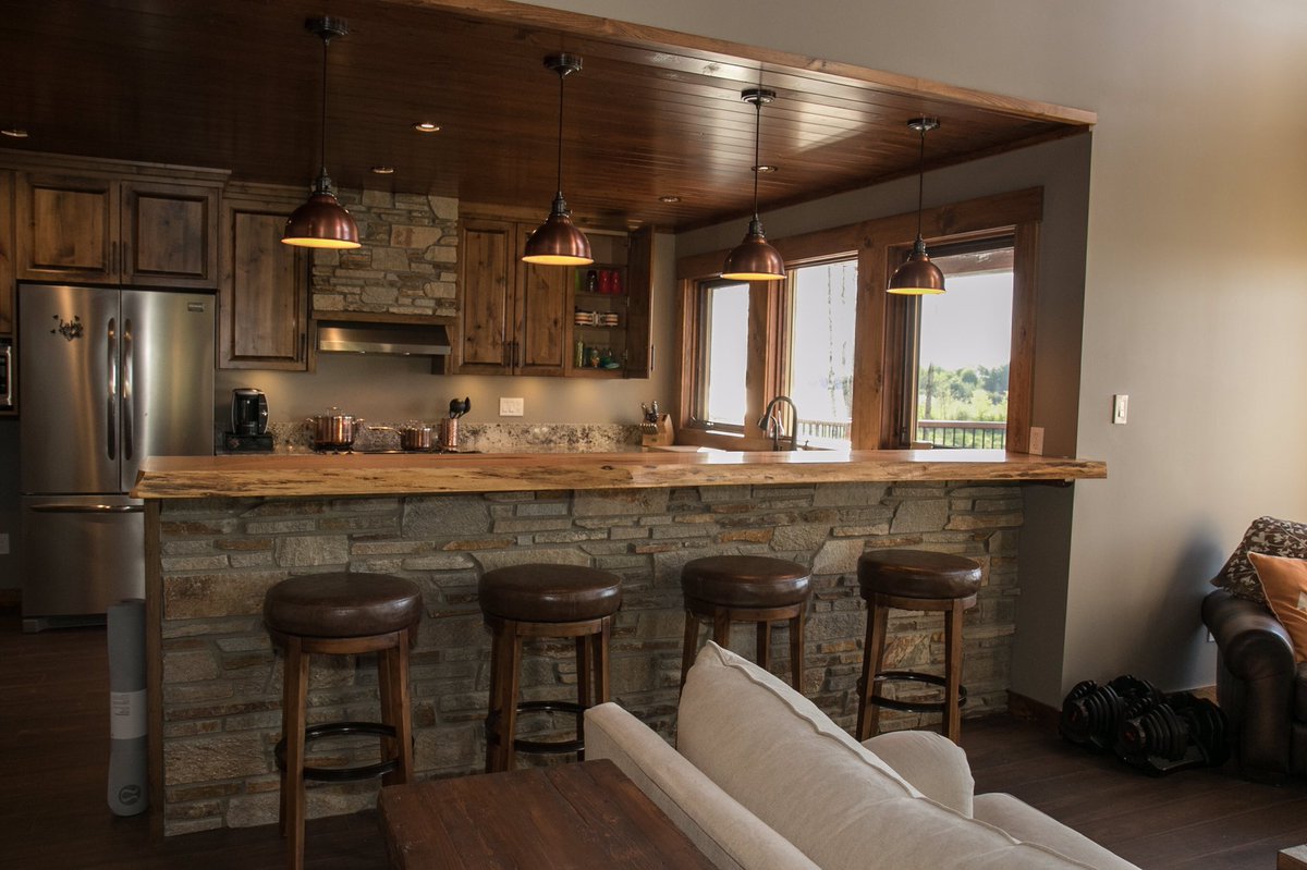 Collyerconstruc's tweet photo. It is officially summer here in Clear Lake Country!  This gorgeous lakefront retreat is what cottage dreams are made of!  Check out all of the great details and on trend copper accents. https://t.co/qk4Ssad6Uc