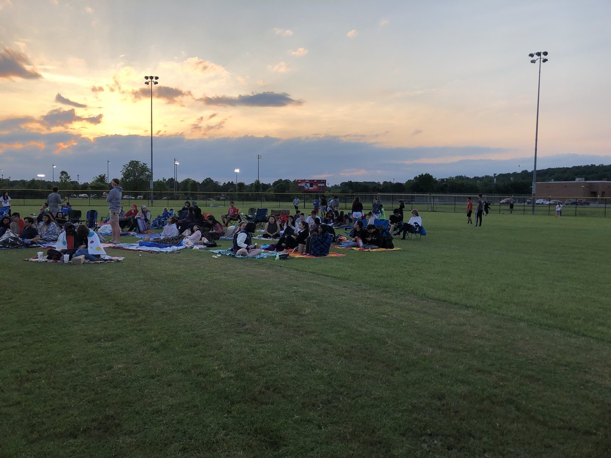 pv class of 18 tweet media