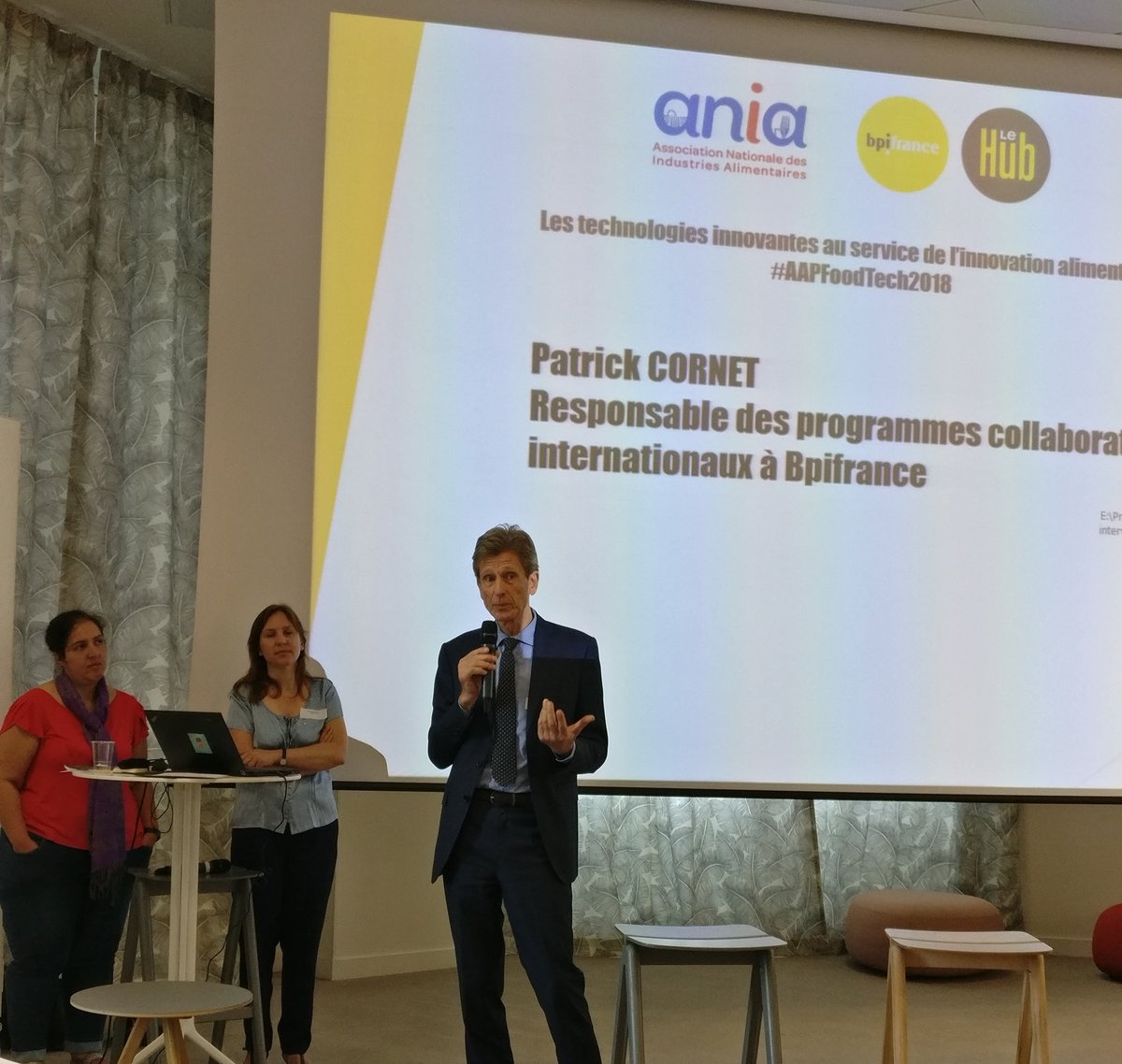NicolasViard's tweet photo. Food innovation, digital transformation and smart food industry with @Bpifrance for #AapFoodTech2018 

#foodtech #industriedufutur #Industry40 #transfonum #innovation https://t.co/FDblMVC1b6