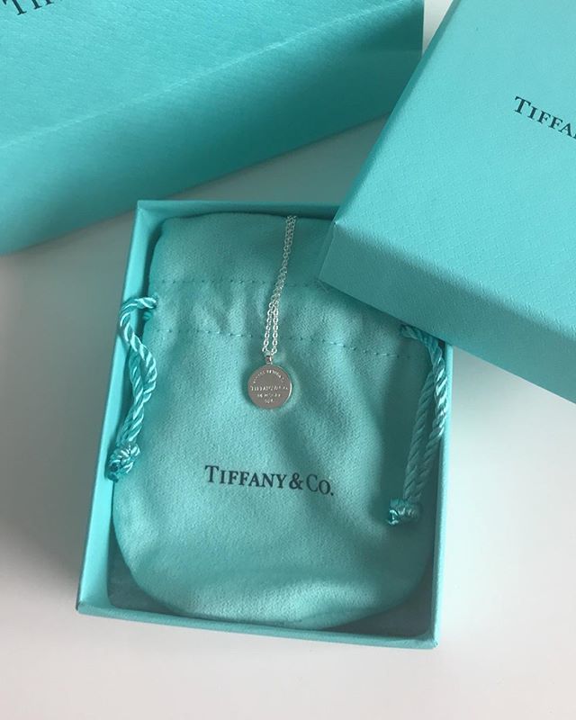 Holidays are just another excuse to treat myself. #tiffanyandco #returntotiffany