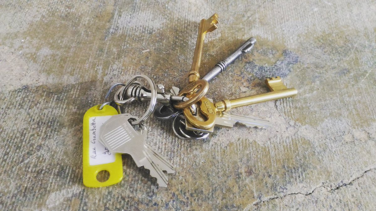 foxcoffeemetz's tweet photo. #FoxNews - Déjà 9 mois avec vous. Nous ne cesserons de vous remercier pour votre amour et cette aventure ensemble 😍 Et déjà 1 an jour que nous avons reçu les clefs du 6 rue Gambetta pour un défi de taille 🤩🤗🦊🦊 On vous attend pour fêter ça jusqu'à 20H pour l' #AfterFox ! https://t.co/8kBWEycam3
