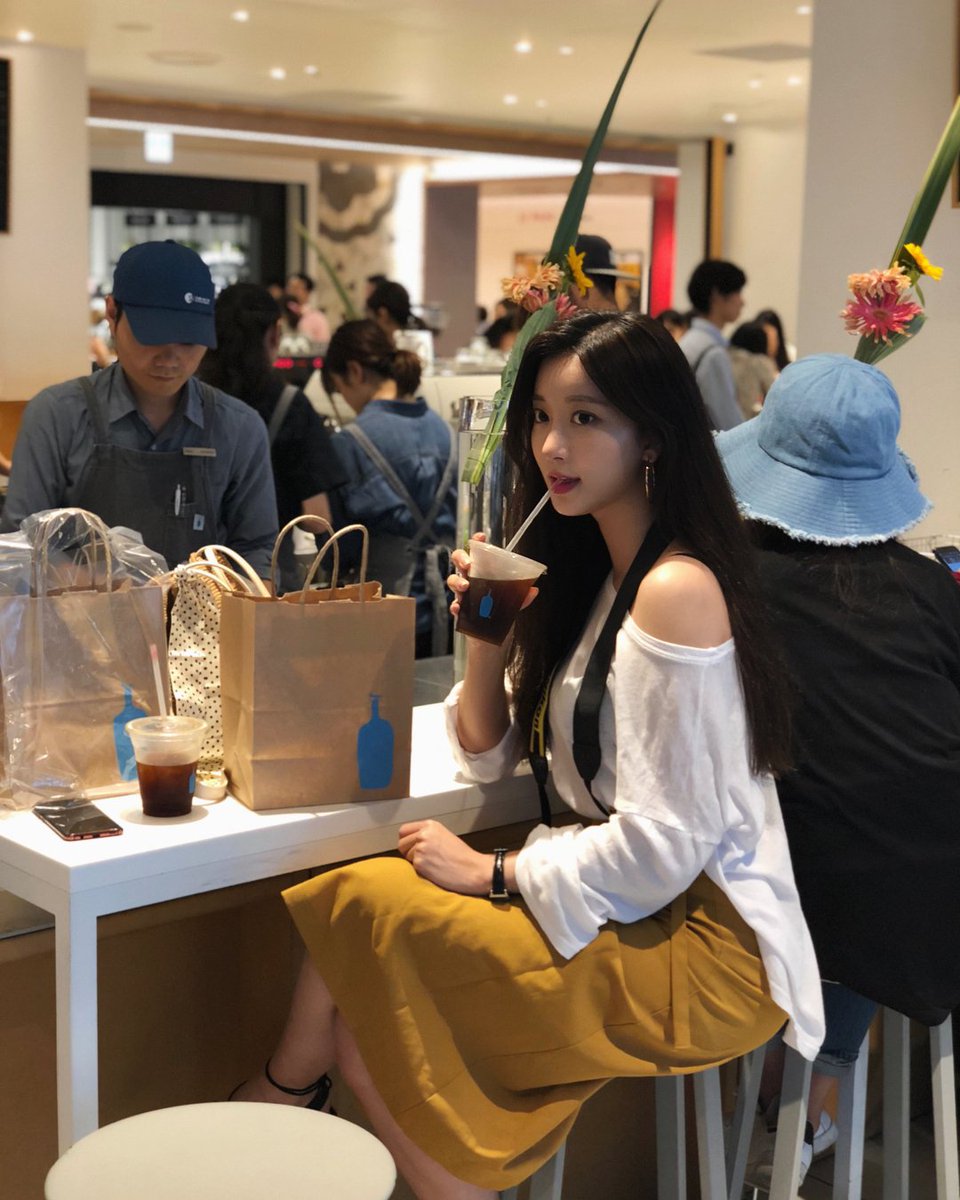 Playback_Feed's tweet photo. [IG] 2018.06.08 - So Yujin's Update 

https://t.co/grtjZ0UZkc 

#플레이백 #PLAYBACK 
#소유진 #SoYujin https://t.co/h6TQBbi3Vw