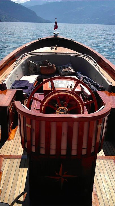 Breedendam's tweet photo. This Breedendam 825 is ready for departure at the Thunersee in Switzerland. https://t.co/Kyk6pLb1Xj