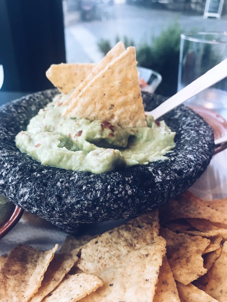 TxokoGetaria's tweet photo. ¡Empiezan a llegar las primeras imágenes de la cena mexicana de ayer! 🌮🥑🌶 ¡La verdad es que dan ganas de volver hoy!😁
#cenaMexicana #getaria https://t.co/lxNLf2rX9I