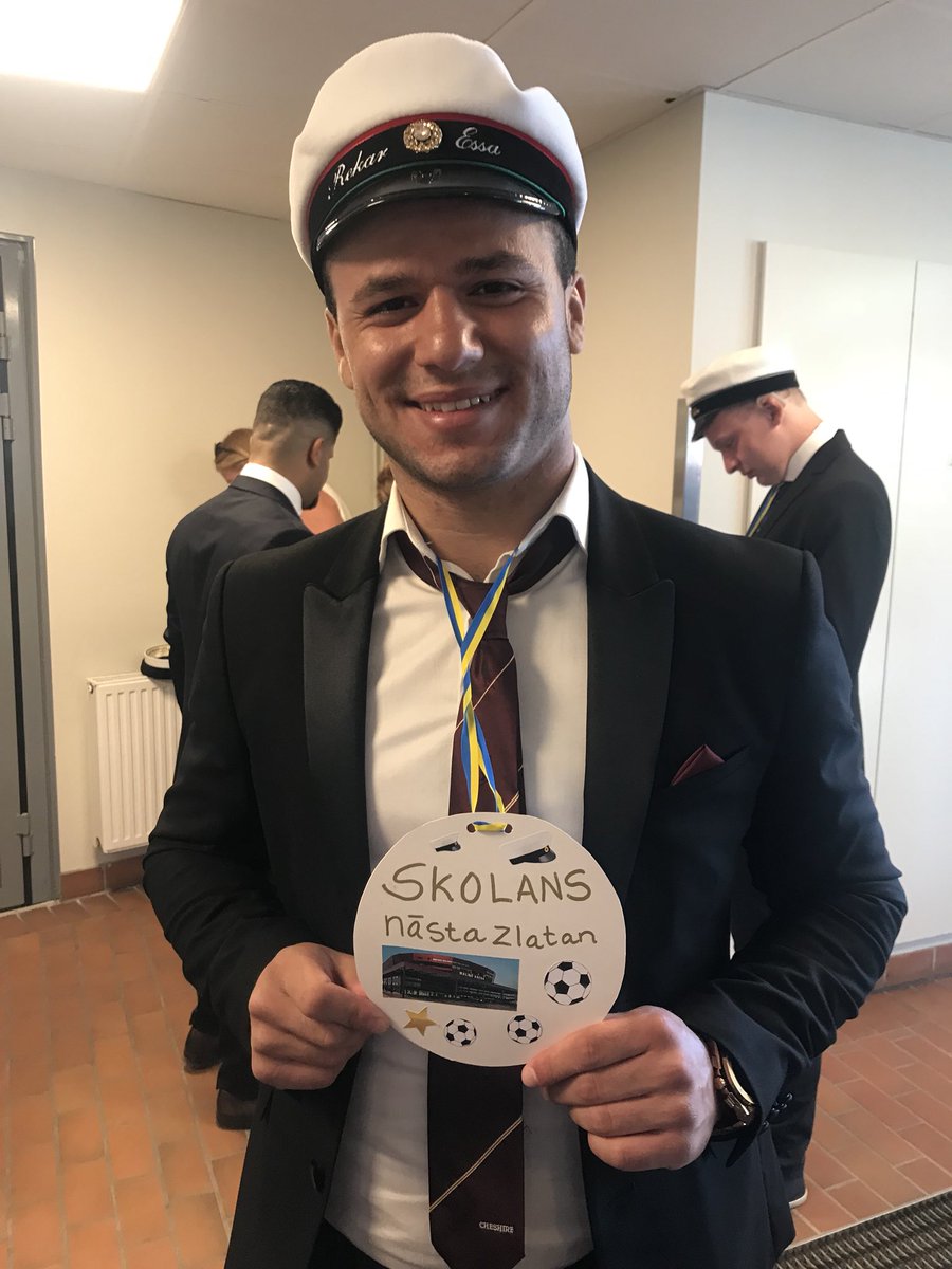 KarinHallin_'s tweet photo. Kanske ny tröja på väggen snart @stenkulaskolan #rekaressa https://t.co/MaqQdlFl5G