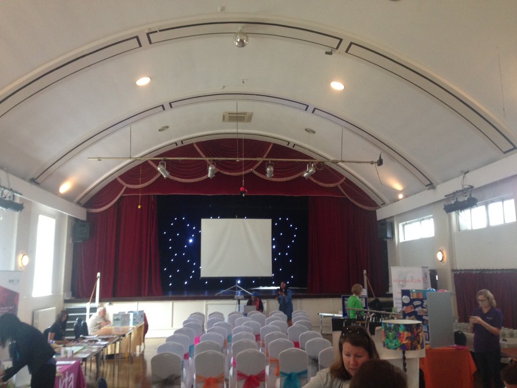 SiouxPeto's tweet image. With @diversityhouse and @murstonheArt at @ukpleisure  all set up great #localevent #supportlocalprojects #CommunityEngagement