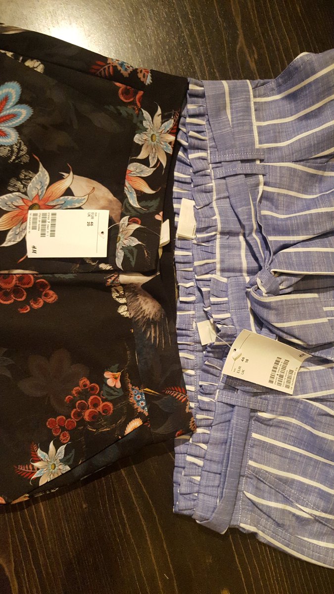 may_couture's tweet image. @hm  @hmdeutschland was ist da denn bitte schief gelaufen? Beide Hosen mit 46 etikettiert. Eine davon ist definitiv keine 46... Und die andere... Fraglich...
#fashion #wrongsize