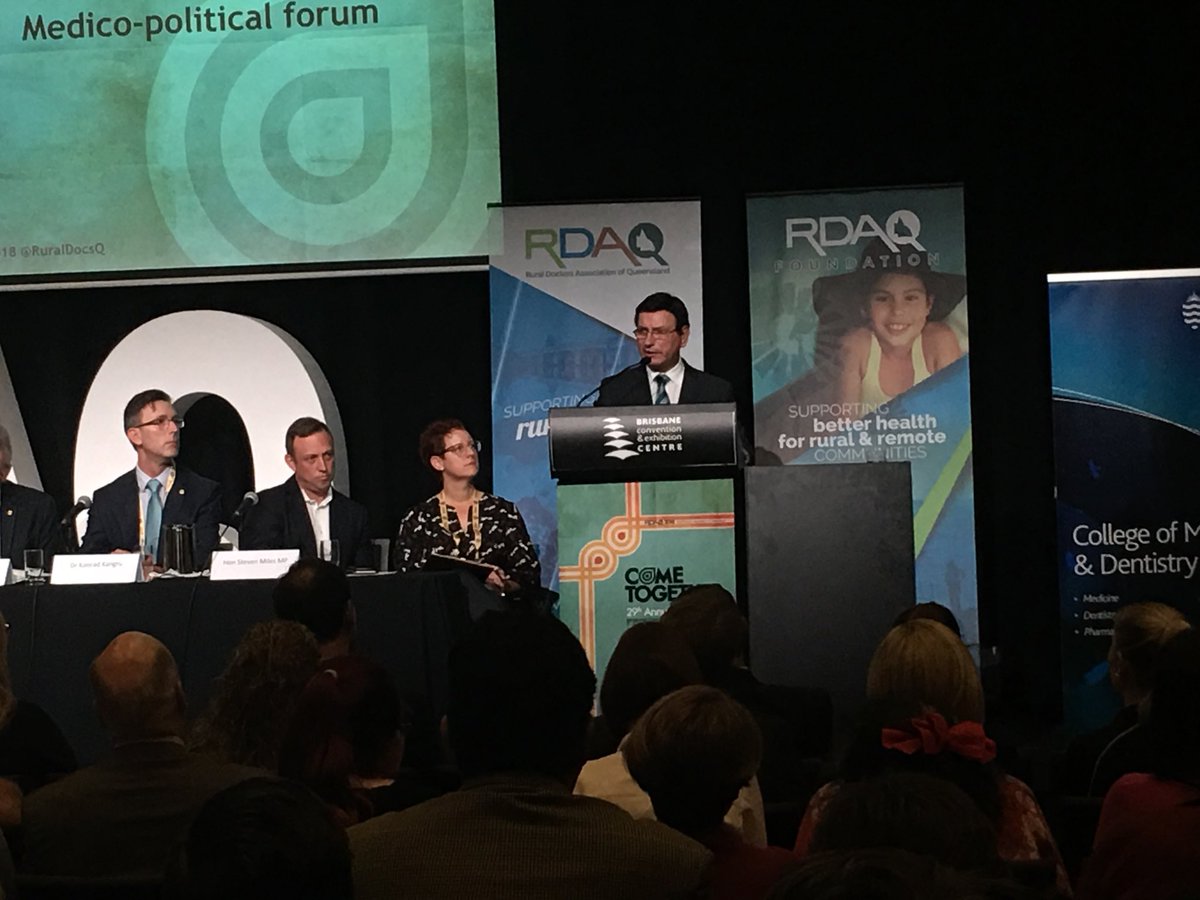 petalac71's tweet photo. #RDAQ2018 β¦@RuralDoctorsAusβ© Shadow Minister for Medicare Tony Zappia attends his second #RDAQ Conference. Great to have the support of federal ministers at the conference. https://t.co/fI1IGFhhCN